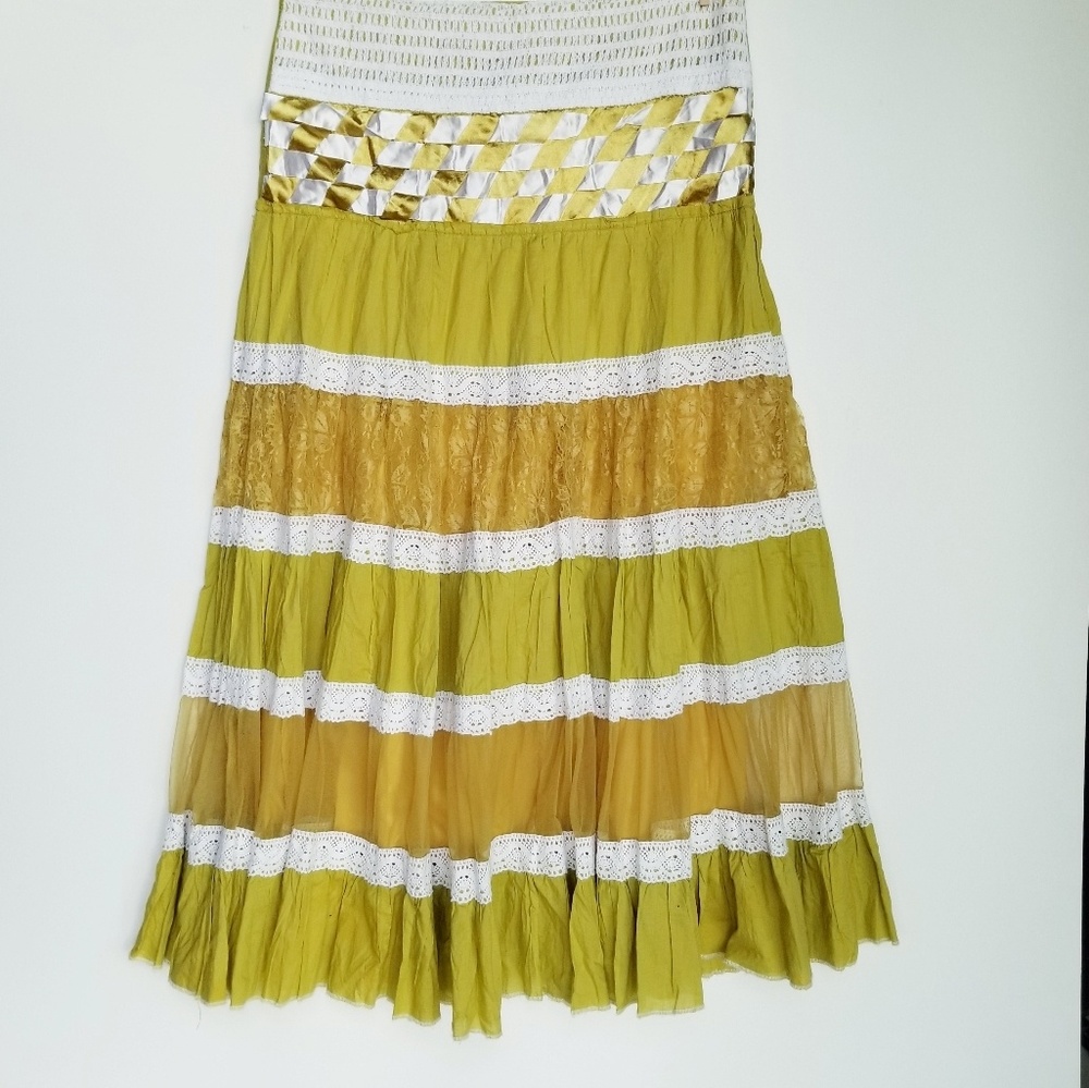 Boho maxi skirt/peasant skirt yellow sz M
